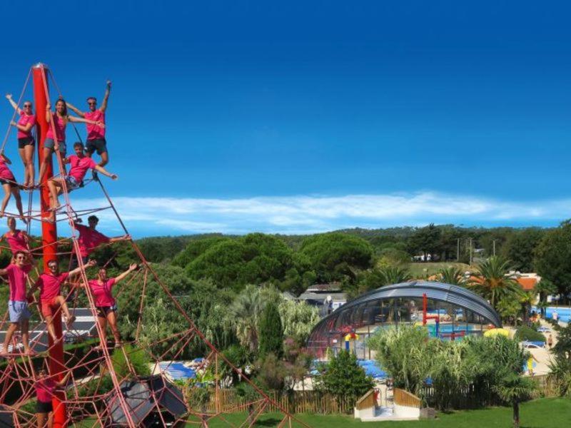 Camping Officiel Siblu Mer Et Soleil Hotel Saint-Georges-d'Oleron Exterior photo